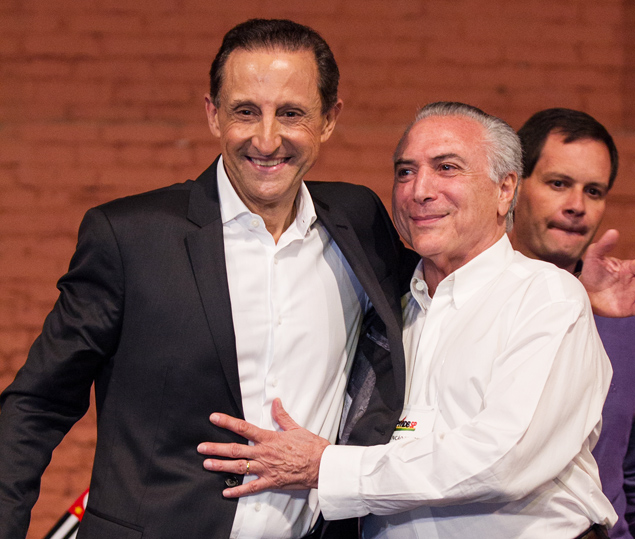 Paulo e Skaf e o vice-presidente Michel Temer na conveno do PMDB em So Paulo