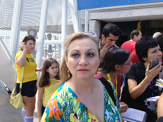 A turista mexicana Melva Damian, que disse que seu conterrneo havia mencionado a inteno de pular do navio um dia antes 