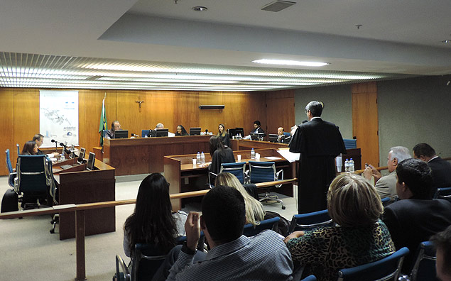 Julgamento no qual o ex-governador José Roberto Arruda foi condenado por improbidade administrativa