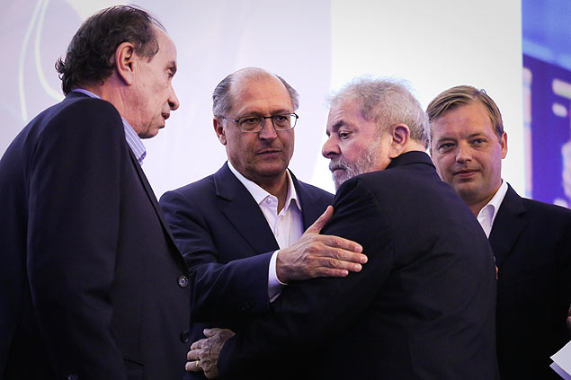 Aloysio Nunes, Geraldo Alckmin, Lula e Alexis Duval, CEO da Tereos na inaugurao da fbrica em Palmital (SP)