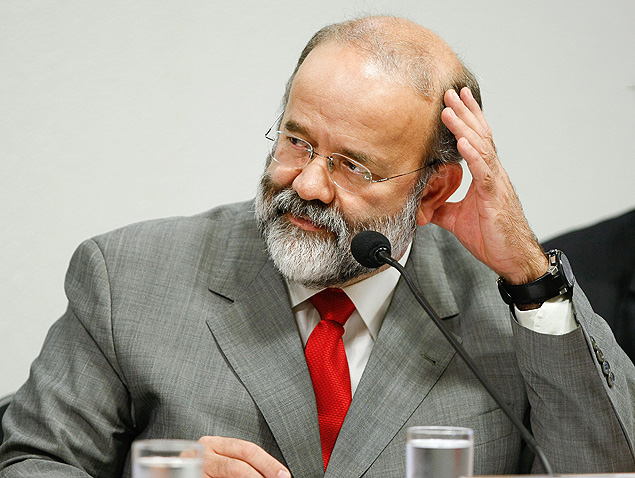 O tesoureiro do PT, Joo Vaccari Neto, durante audincia no Senado, em maio de 2010