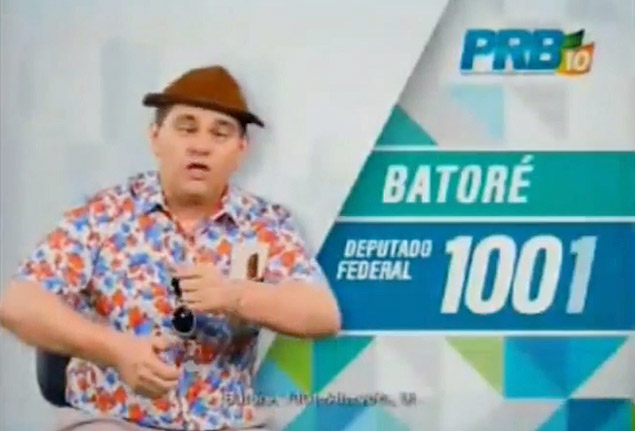 O comediante Batoré apareceu de gravata em 2010 e não se elegeu; agora, explora o personagem