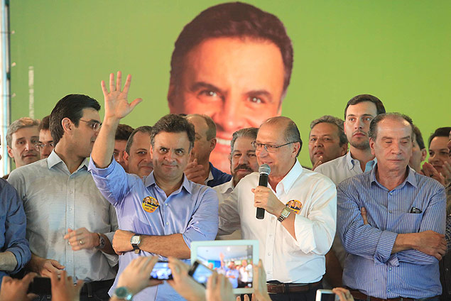 O candidato do PSDB  Presidncia da Repblica, Acio Neves (dir.) e Geraldo Alckmin, candidato  reeleio em SP