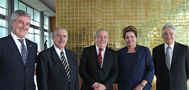Collor, Sarney, Lula, Dilma e FHC em Braslia, durante posse da Comisso da Verdade, em 2012