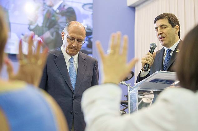 Geraldo Alckmin durante culto na Igreja El Shaddai, associada ao Ministrio Internacional da Restaurao