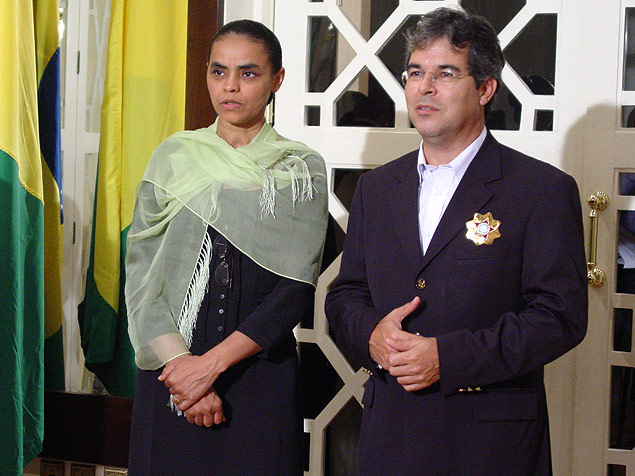Marina Silva, quando era ministra do Meio Ambiente, com o ento governador do Acre, Jorge Viana