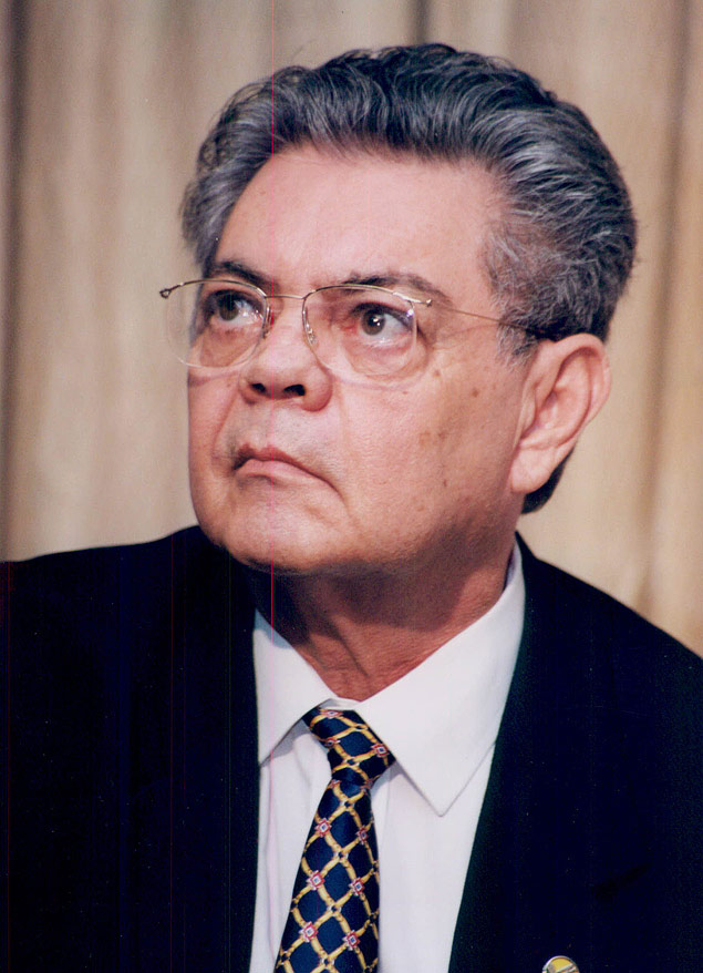 Ronaldo Cunha Lima, morto em 2012, em imagem de 2011