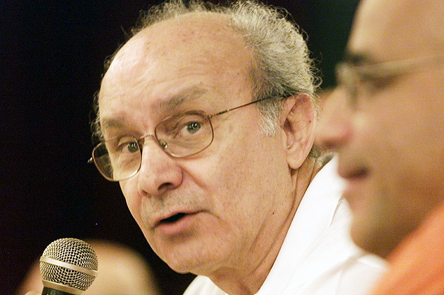 O cientista poltico Fabio Wanderley Reis, da Universidade Federal de Minas Gerais, em 2003