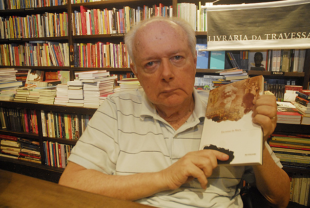 Leandro Konder, no lançamento de seu livro 'Em torno de Marx', na livraria Travessa de Ipanema, no Rio 