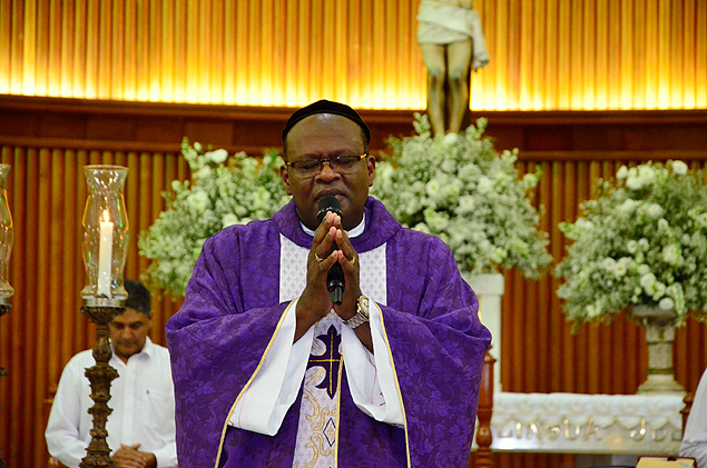 O padre Wilson Lus Ramos, de Adamantina, interior paulista, vtima de ofensas racistas