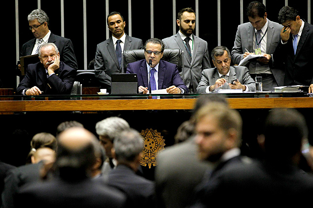 Henrique Alves (PMDB-RN), preside sesso da Cmara dos Deputados