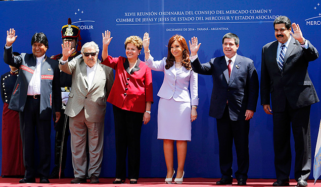 Os lderes do Mercosul em dezembro de 2014: Evo, Mujica, Dilma, Cristina, Cartes e Maduro; bloco esfriou sob Kirchner