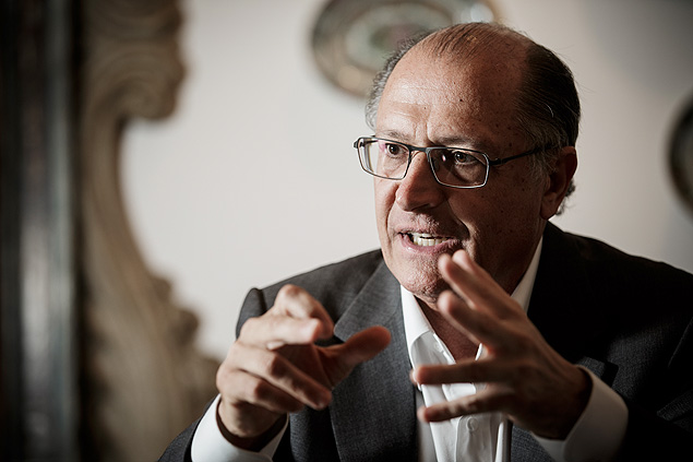 O governador Geraldo Alckmin (PSDB) durante entrevista no Palcio dos Bandeirantes