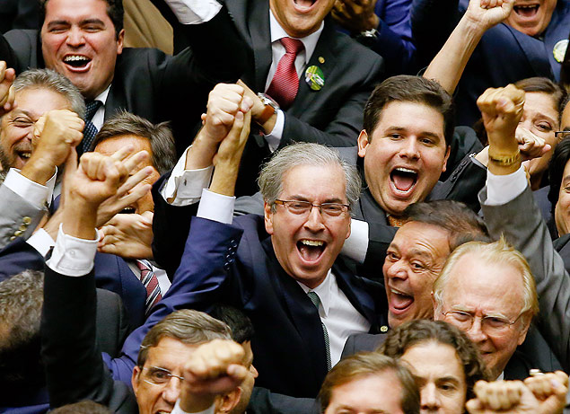 O deputado Eduardo Cunha (PMDB-RJ)  eleito presidente da Cmara no primeiro turno