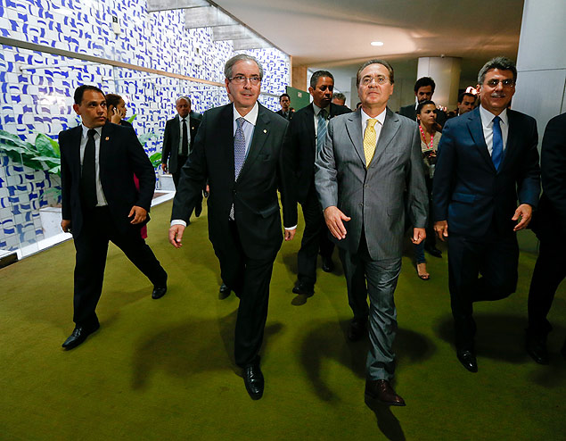 Os presidentes do Senado e da Câmara, Renan Calheiros e Eduardo Cunha, junto ao senador Romero Jucá