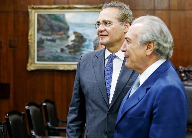 O vice presidente Michel Temer ( dir.) visita o presidente do senado, Renan Calheiros (PMDB-AL)
