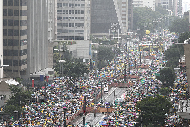 Manifestao contra o governo Dilma Rousseff, em 2015, na avenida Paulista