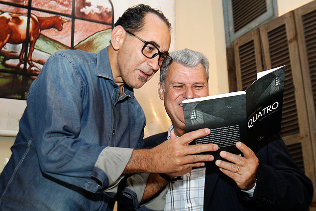 Os ex-deputados Joo Paulo Cunha e Professor Luizinho durante o lanamento do livro em Braslia