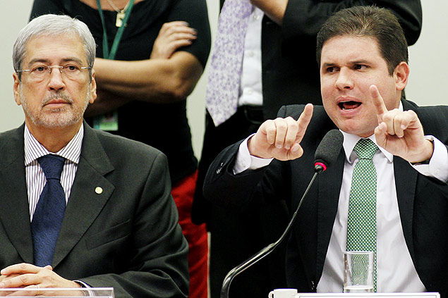Antnio Imbassahy (PSDB-BA),  esq. dispensou depoimentos seguindo Hugo Motta (PMDB-PB),  dir.