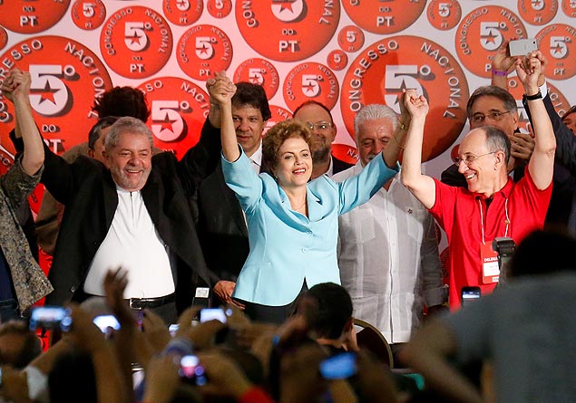 O ex-presidente Lula, com Dilma e Rui Falco, na abertura do 5 congresso petista, em Salvador