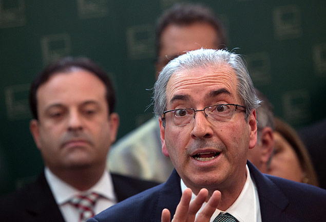O presidente da Câmara, Eduardo Cunha (PMDB-RJ), anuncia seu rompimento com o governo Dilma Rousseff