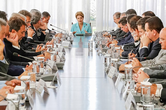 A presidente Dilma Rousseff durante reunio com governadores no Palcio do Alvorada, em Braslia