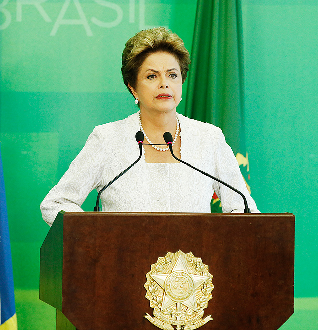 Brasilia, DF, Brasil, 02/10/2015: Anuncio da reforma ministerial e administrativa pela presidente Dilma Rousseff no palcio do planalto. Com todos os ministros presentes. Foto: Pedro Ladeira/Folhapress