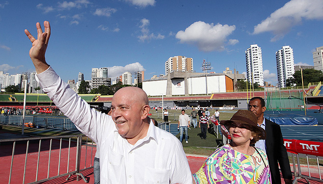 Lula vai a evento esportivo em So Paulo promovido por um de seus filhos, em 2011