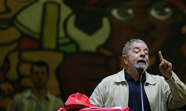 O ex-presidente Lula durante o 12 Congresso da CUT, em So Paulo