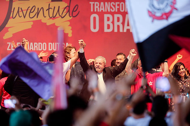 O ex-presidente Lula participa do 3 Congresso Nacional da Juventude do PT