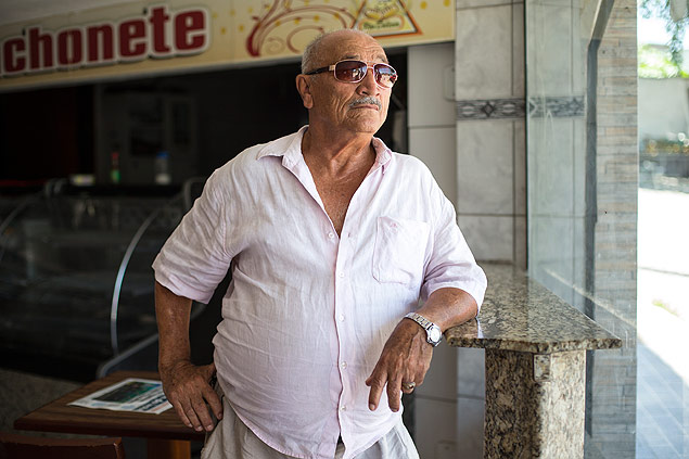 Josenir Castro, eleitor que cobra sada de Eduardo Cunha