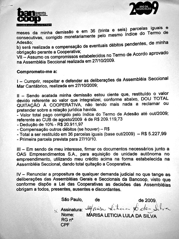 A verso de LulaDocumento da Bancoop assinado por Marisa Letcia Lula da Silva com data de 2009