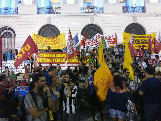 Protesto no Rio pede novas eleies gerais