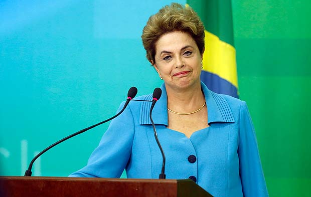 BRASILIA, DF, 18-04-2016, A presidente Dilma durante pronunciamento a nacao um dia apos a votacao que permitiu o andanento do processo de impeachment e que agora sera julgado pelo Senado Federal. ( Foto: Pedro Ladeira/Folhapress, PODER )
