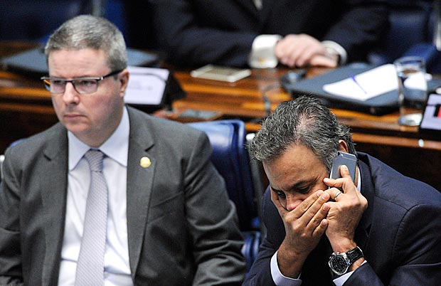 Plenrio do Senado durante sesso deliberativa extraordinria que decidir pela aprovao ou rejeio do relatrio favorvel  admissibilidade do processo de impeachment da presidente Dilma Rousseff.Bancada:senador Antonio Anastasia (PSDB-MG); senador Acio Neves (PSDB-MG).Foto: Pedro Frana/Agncia Senado