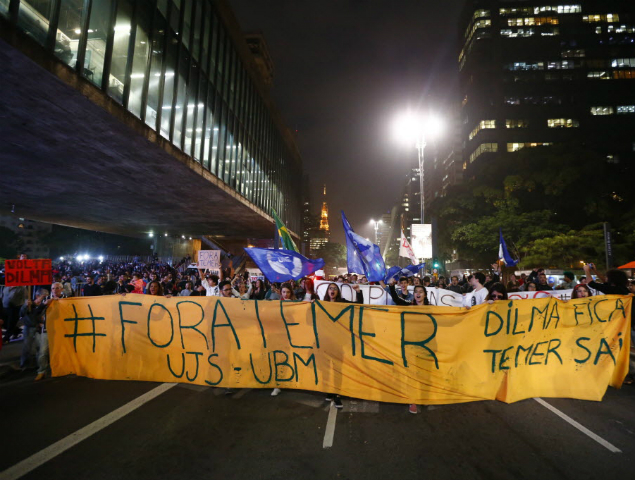 Protesto contra o presidente interino na avenida Paulista, nesta sexta (20)