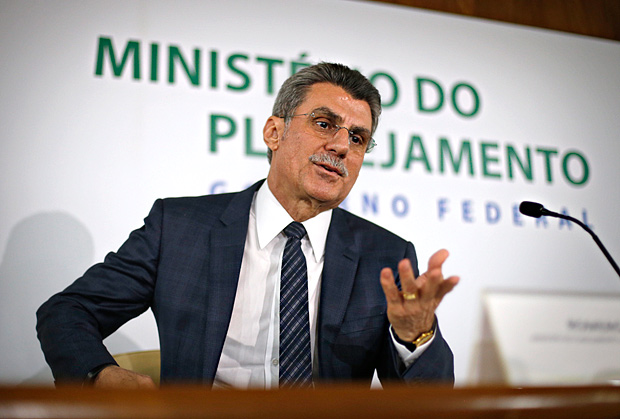O ministro Romero Jucá (Planejamento), durante entrevista coletiva sobre áudio vazado