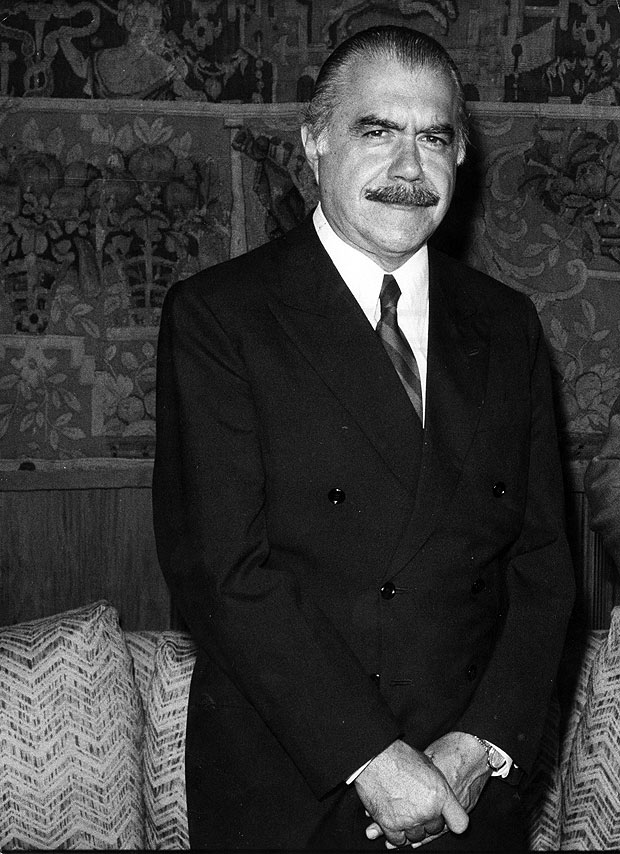 SÃO PAULO, SP, BRASIL, 27-06-1985: O presidente José Sarney posa para foto em São Paulo (SP). (Foto: Fernando Santos/Folhapress. Negativo: SP 05271-1985)