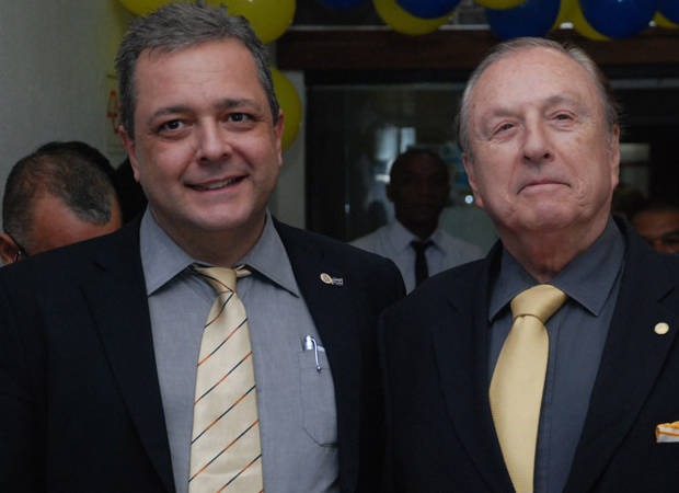 Joo Bico (esq.) ao lado do ex-deputado Eymael, presidente nacional do PSDC