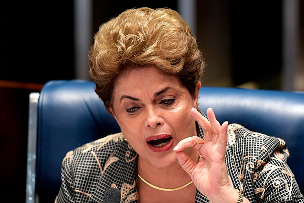 Em discurso, Dilma diz que foi ao Senado 'olhar diretamente nos olhos' dos que a julgaro 12345