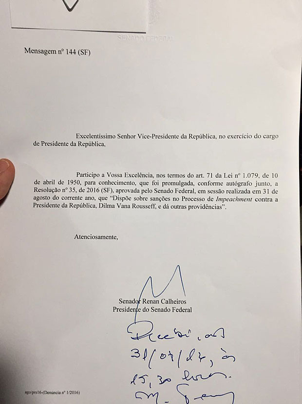 Michel Temer (PMDB) recebe notificação após impeachment