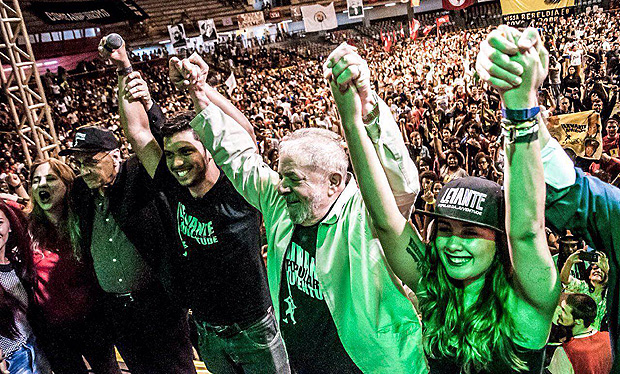 Ex-presidente Lula em evento do Levante Popular da Juventude em Belo Horizonte (MG)