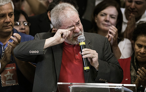 Lula durante o 1º pronunciamento após ser denunciado pela Operacão Lava Jato 