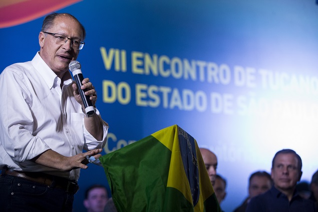 O governador Geraldo Alckmin em evento com os prefeitos eleitos do PSDB