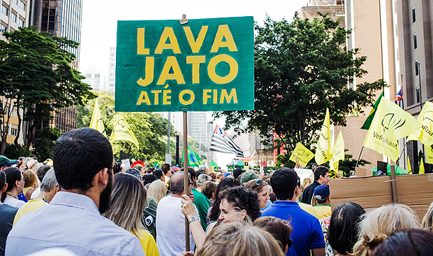 Manifestao do grupo Vem Pra Rua em apoio  Lava Jato em novembro