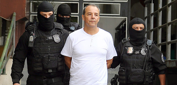 O ex-governador do Rio, Srgio Cabral (PMDB) realiza exame corpo delito no IML em Curitiba