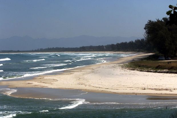 Vista da praia da Restinga da Marambaia, na zona oeste do Rio, privativa da Marinha