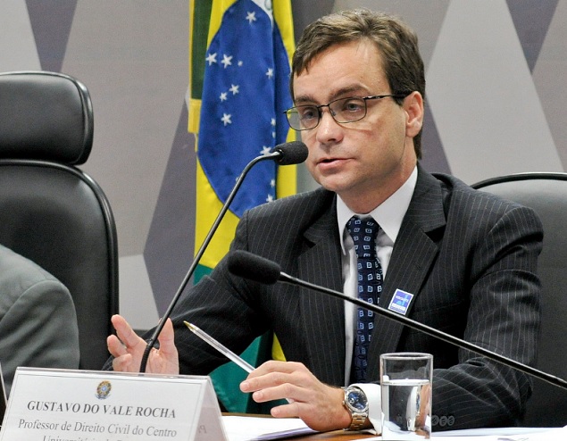 Gustavo do Vale Rocha, assessor jurdico da Casa Civil em sesso no Senado