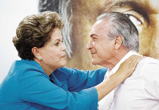 A ex-presidente Dilma Rousseff participa de encontro com Michel Temer na campanha eleitoral de 2014