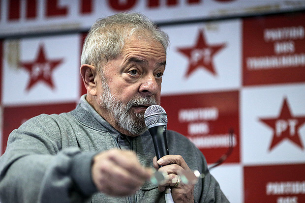 Em momento descontrado em depoimento  Justia, Lula disse que 'candidato no pode ver cmera